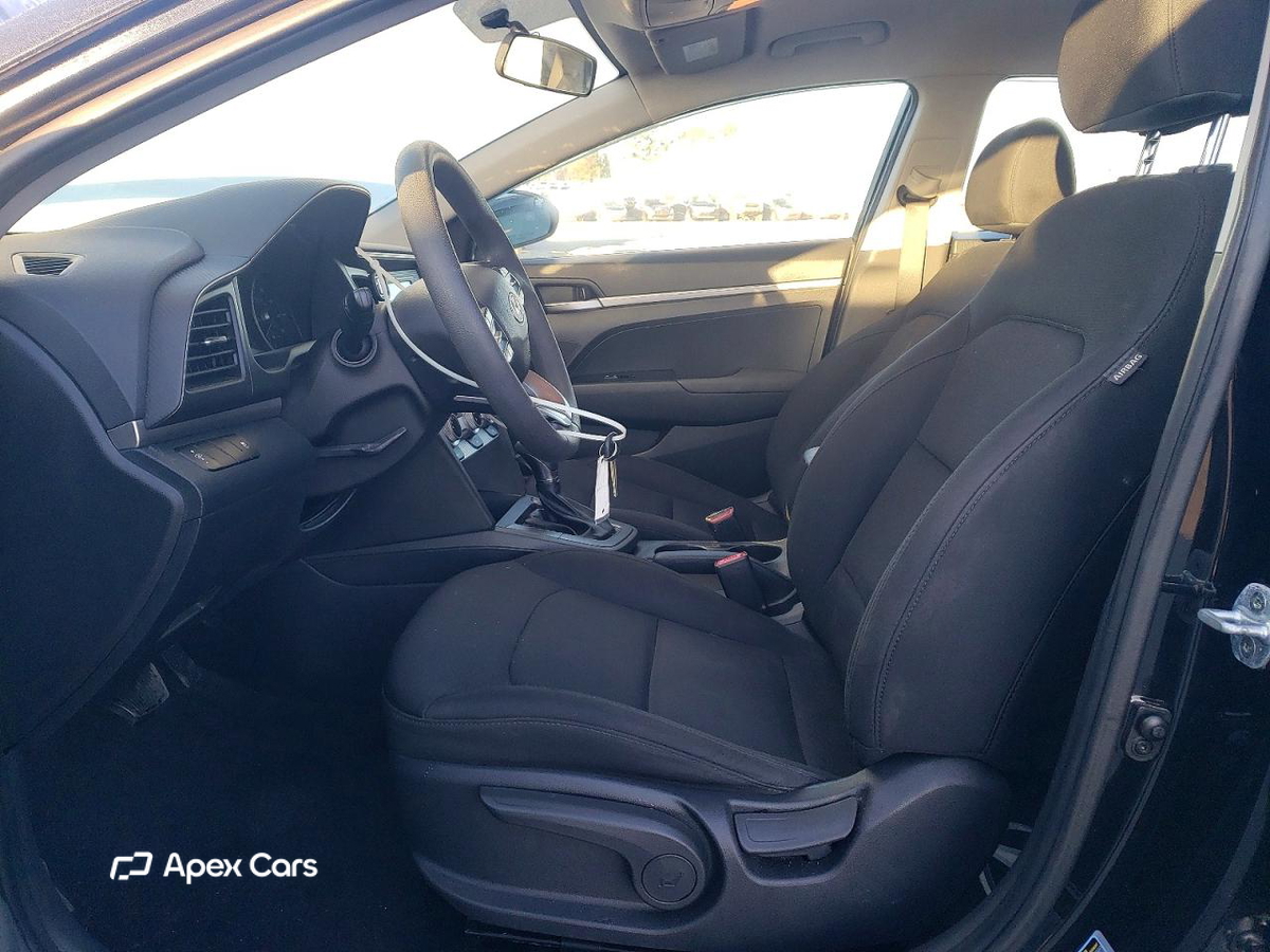 Hyundai Elantra 2019