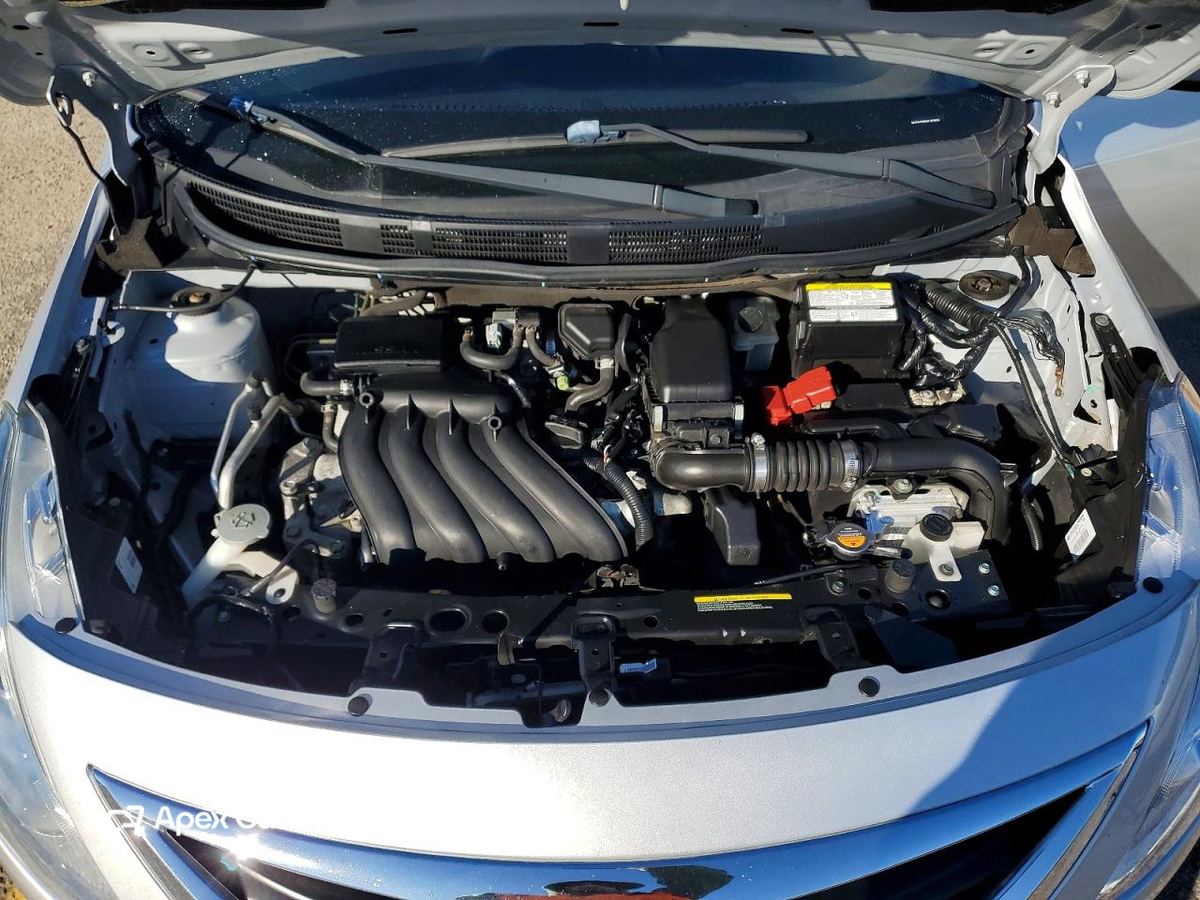 Nissan Versa 2019