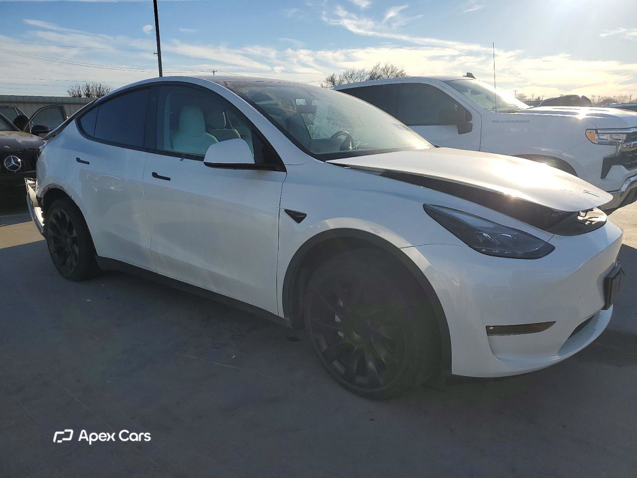 Tesla Model Y 2023