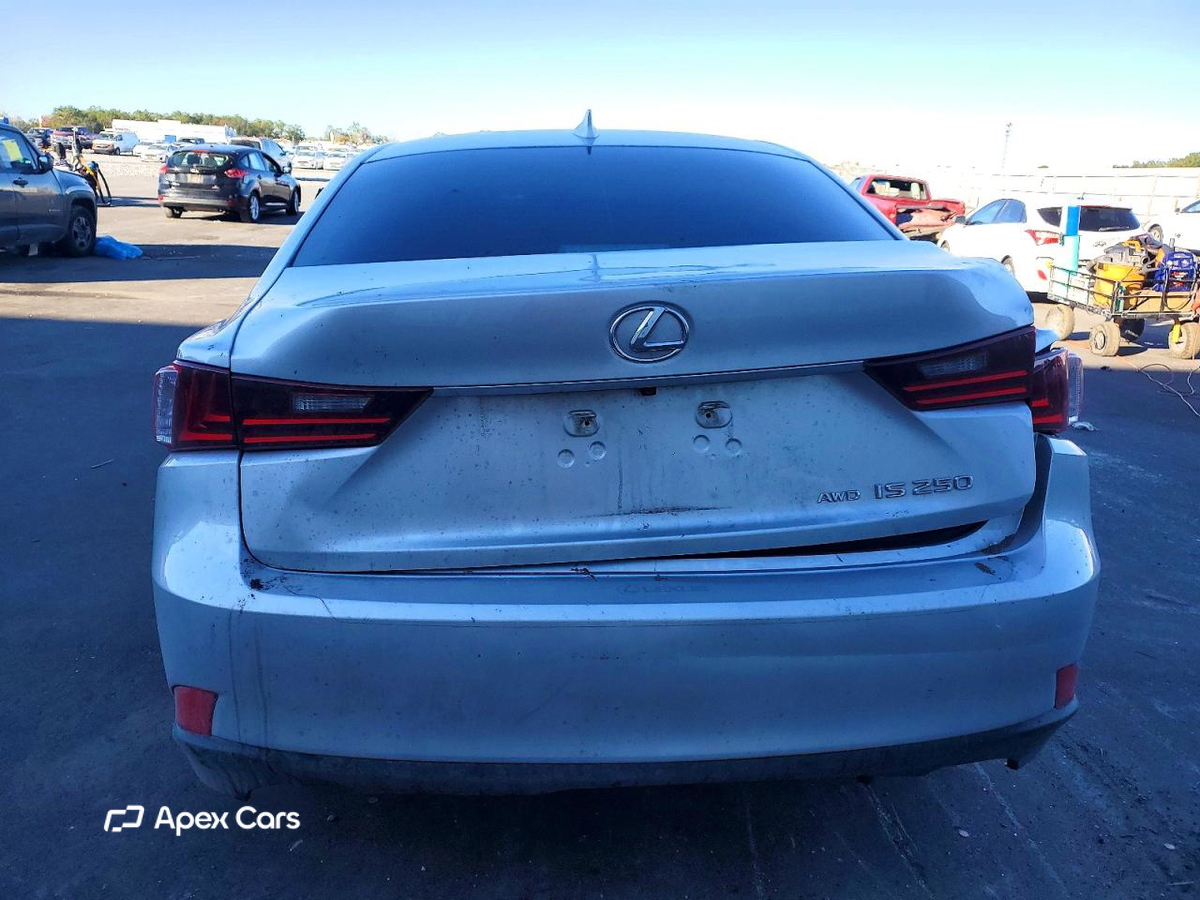 Lexus IS 2014