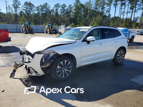 Volvo XC60 2023 - Image 1 of 15