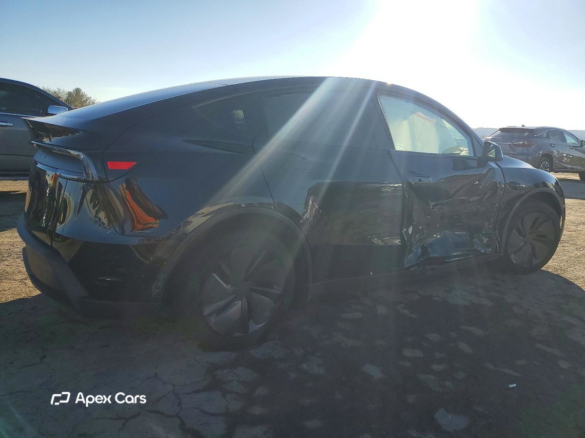Tesla Model Y 2026