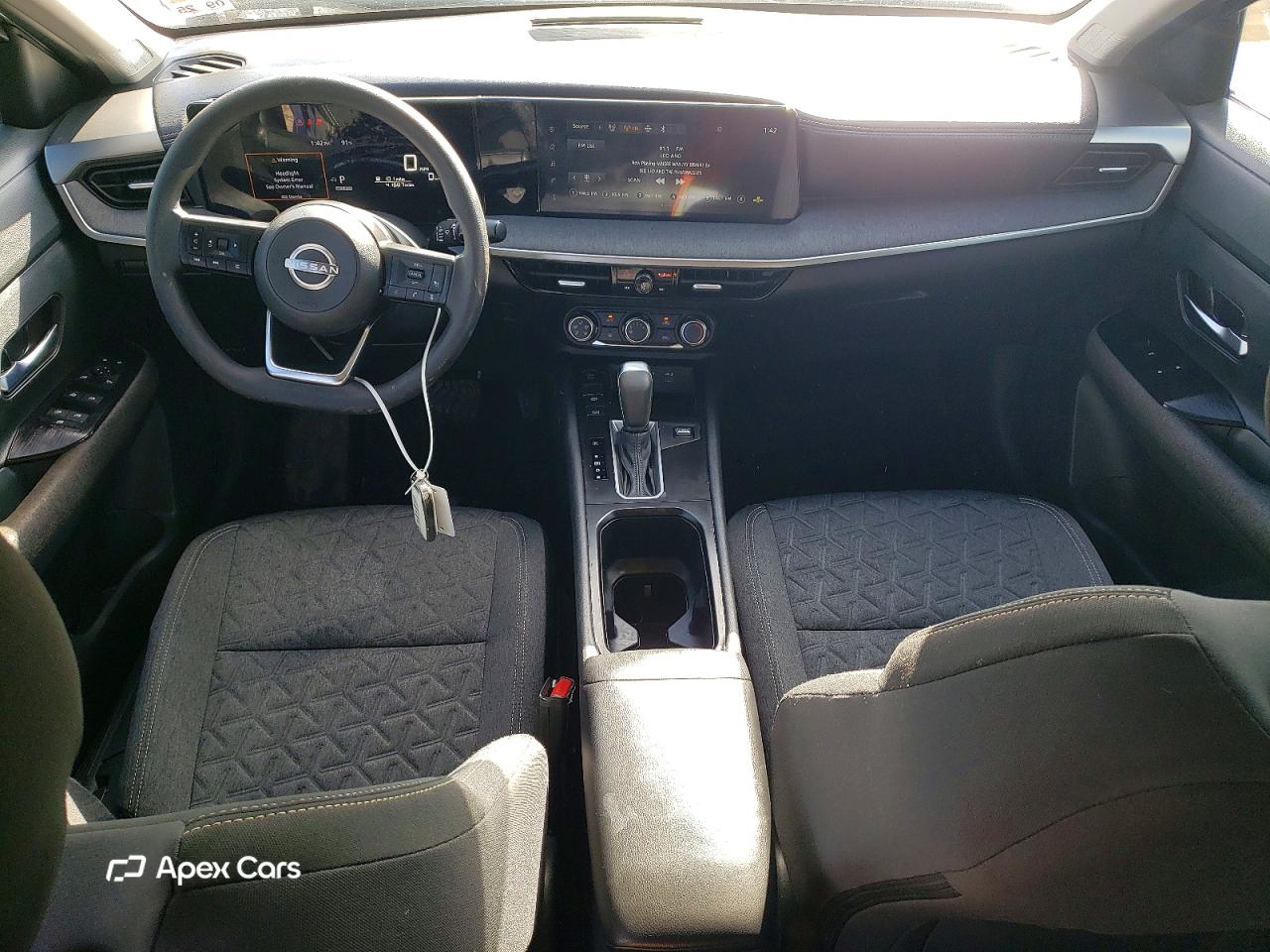 Nissan Kicks 2025