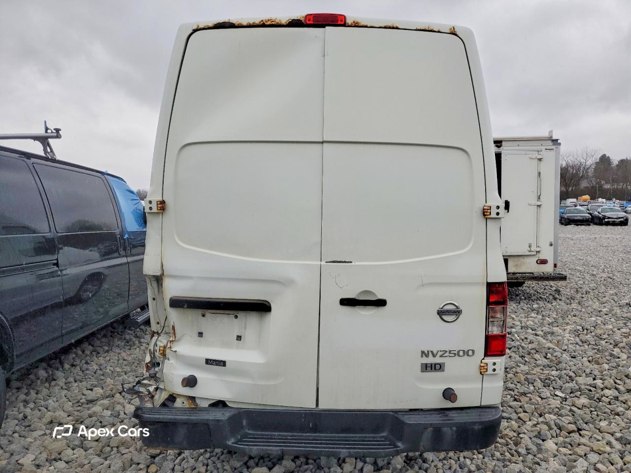 Nissan NV 2013