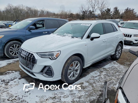 Audi Q3 2022 - Image 1 of 13