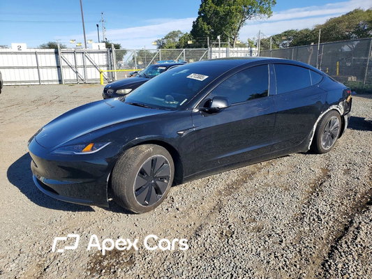 Tesla Model 3 2025 - Image 1 of 13