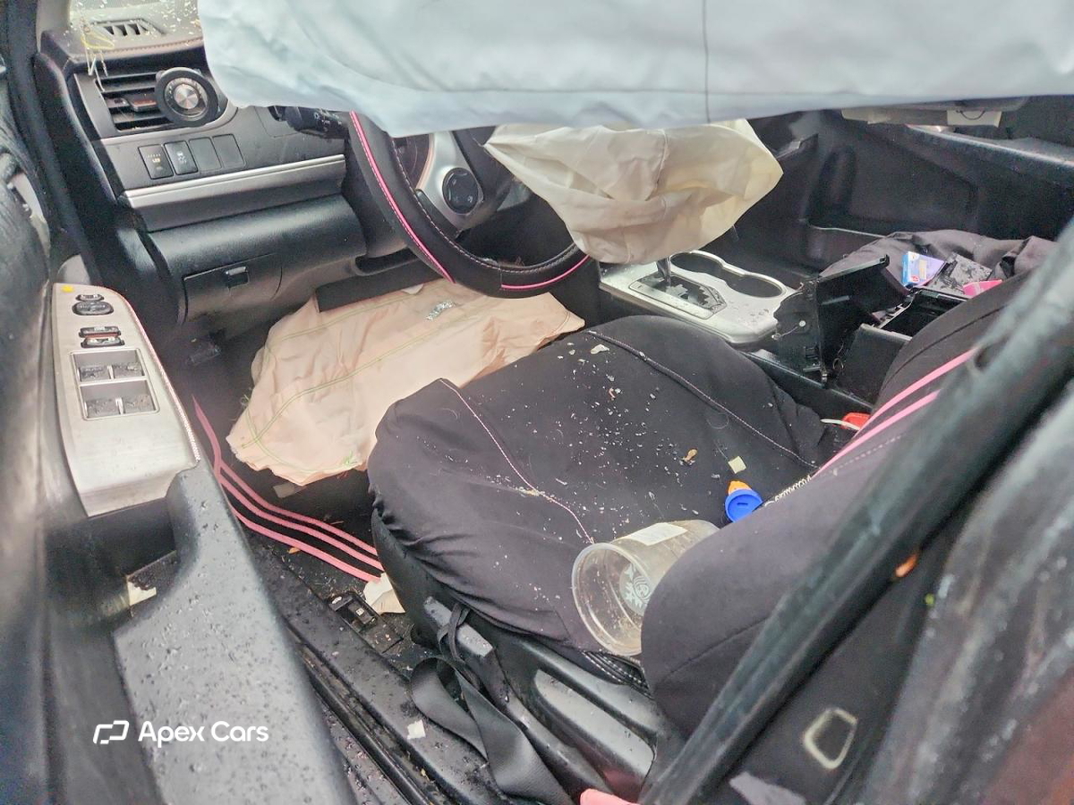 Toyota Camry 2014