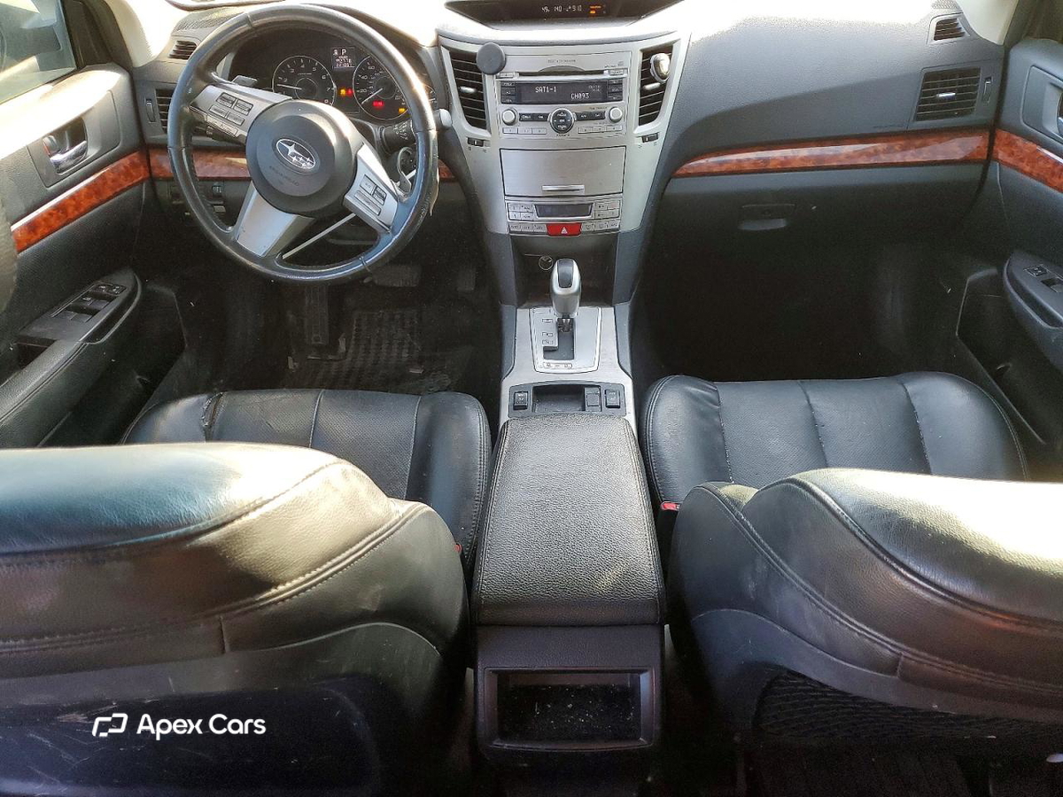 Subaru Outback 2011