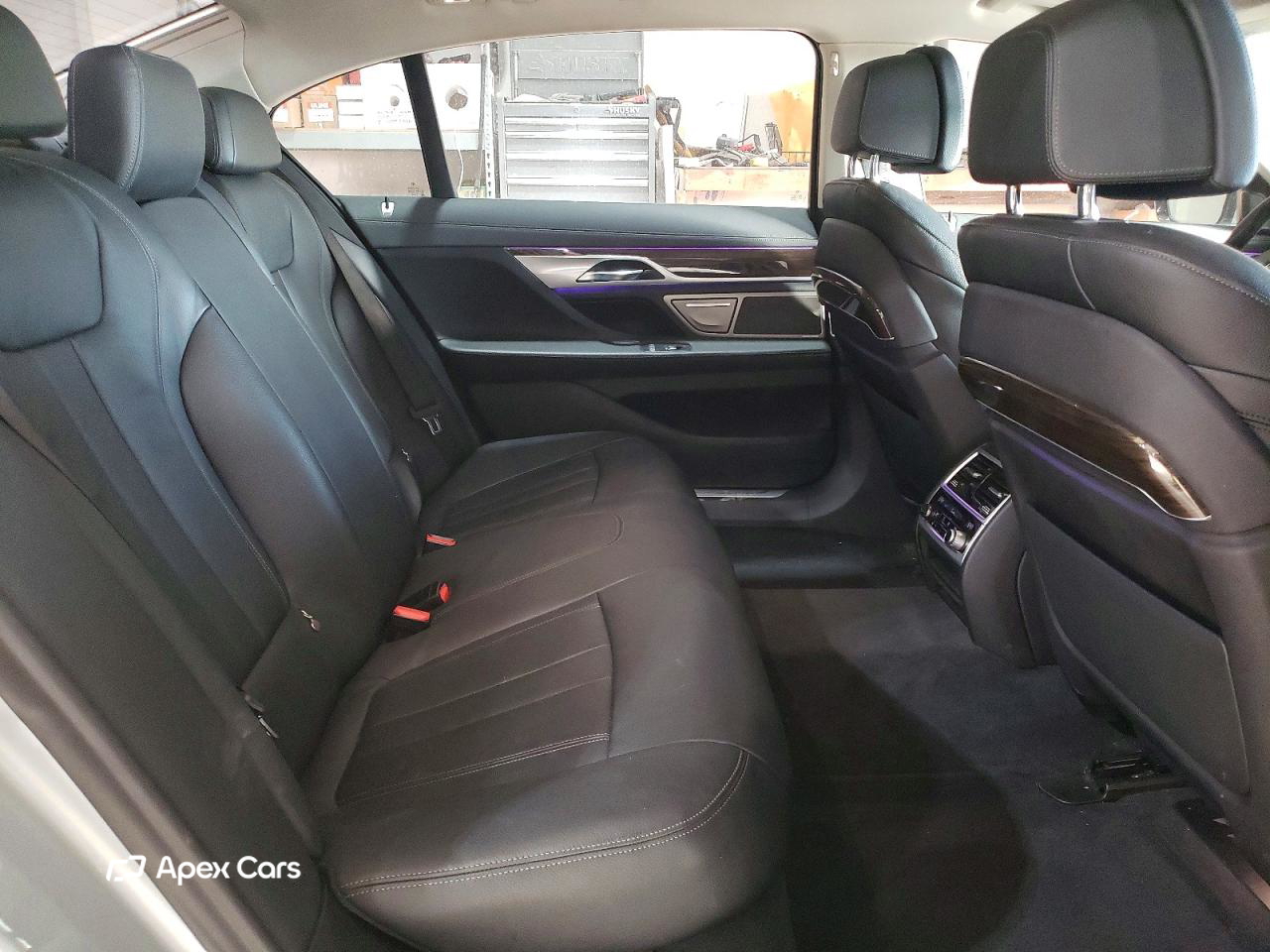 BMW Series 7 2020