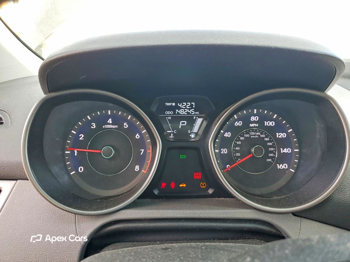 Hyundai Elantra 2013