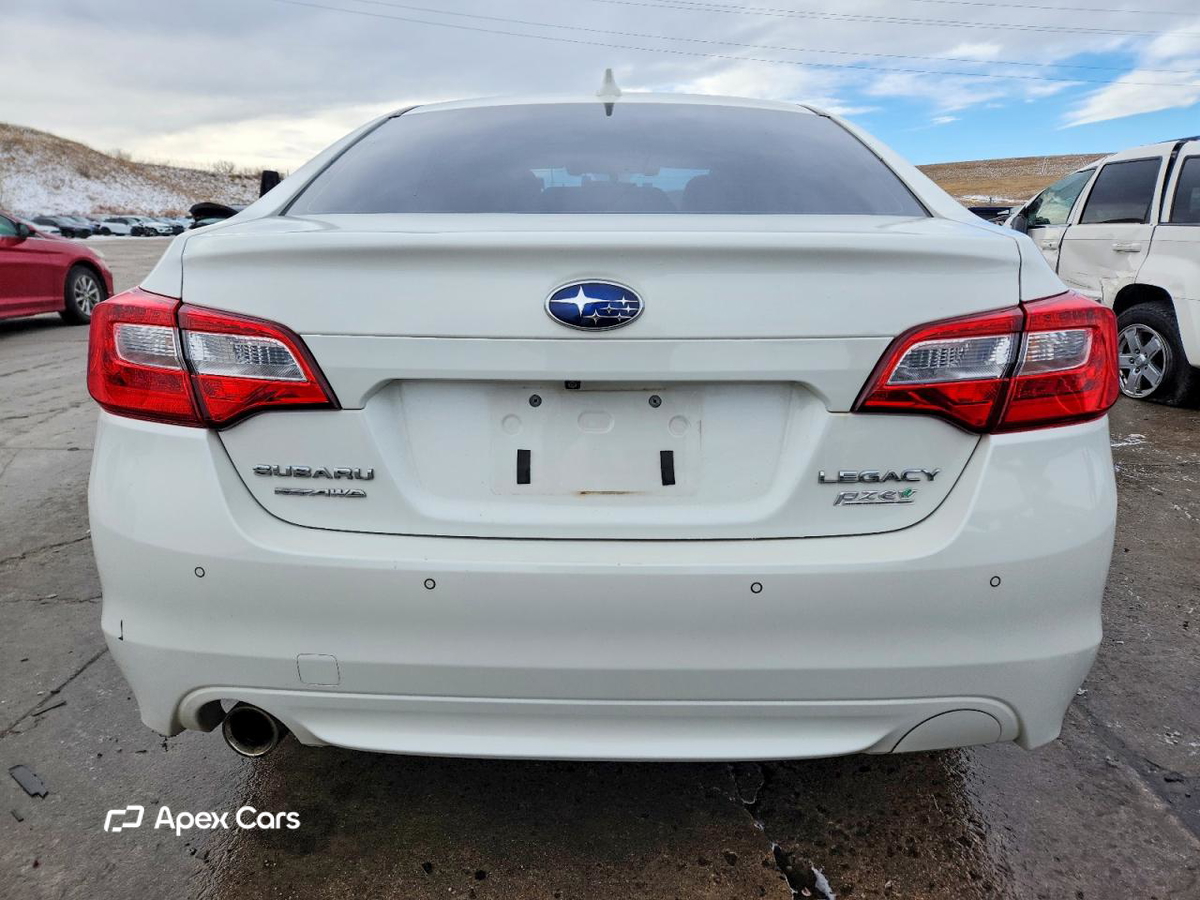 Subaru Legacy 2017