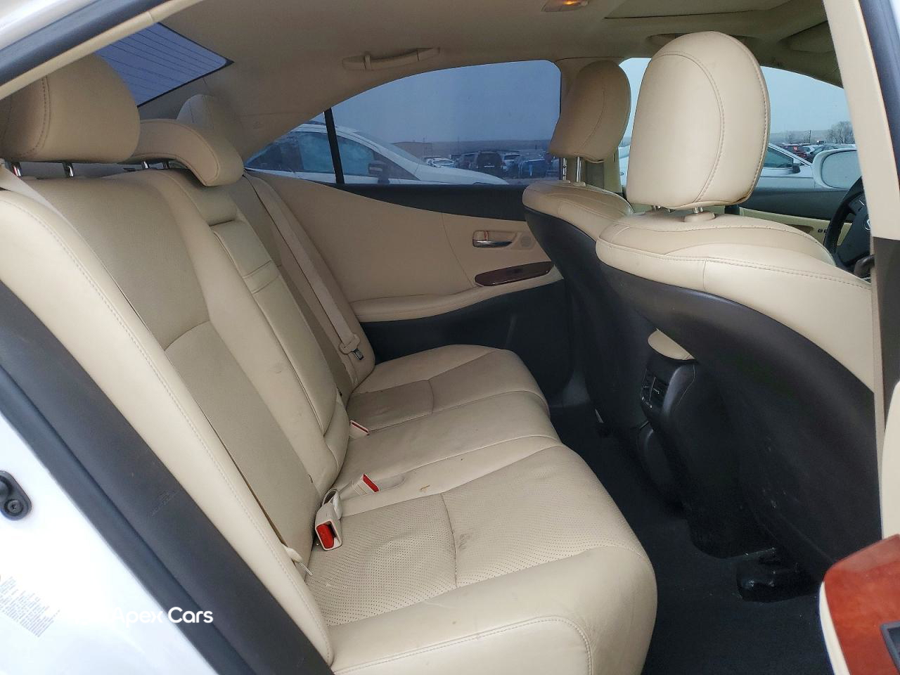 Lexus HS 2010
