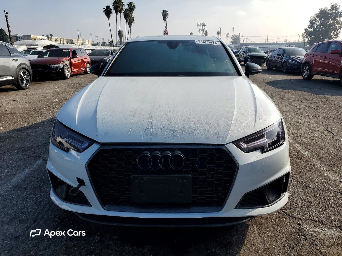 Audi RS4 2019