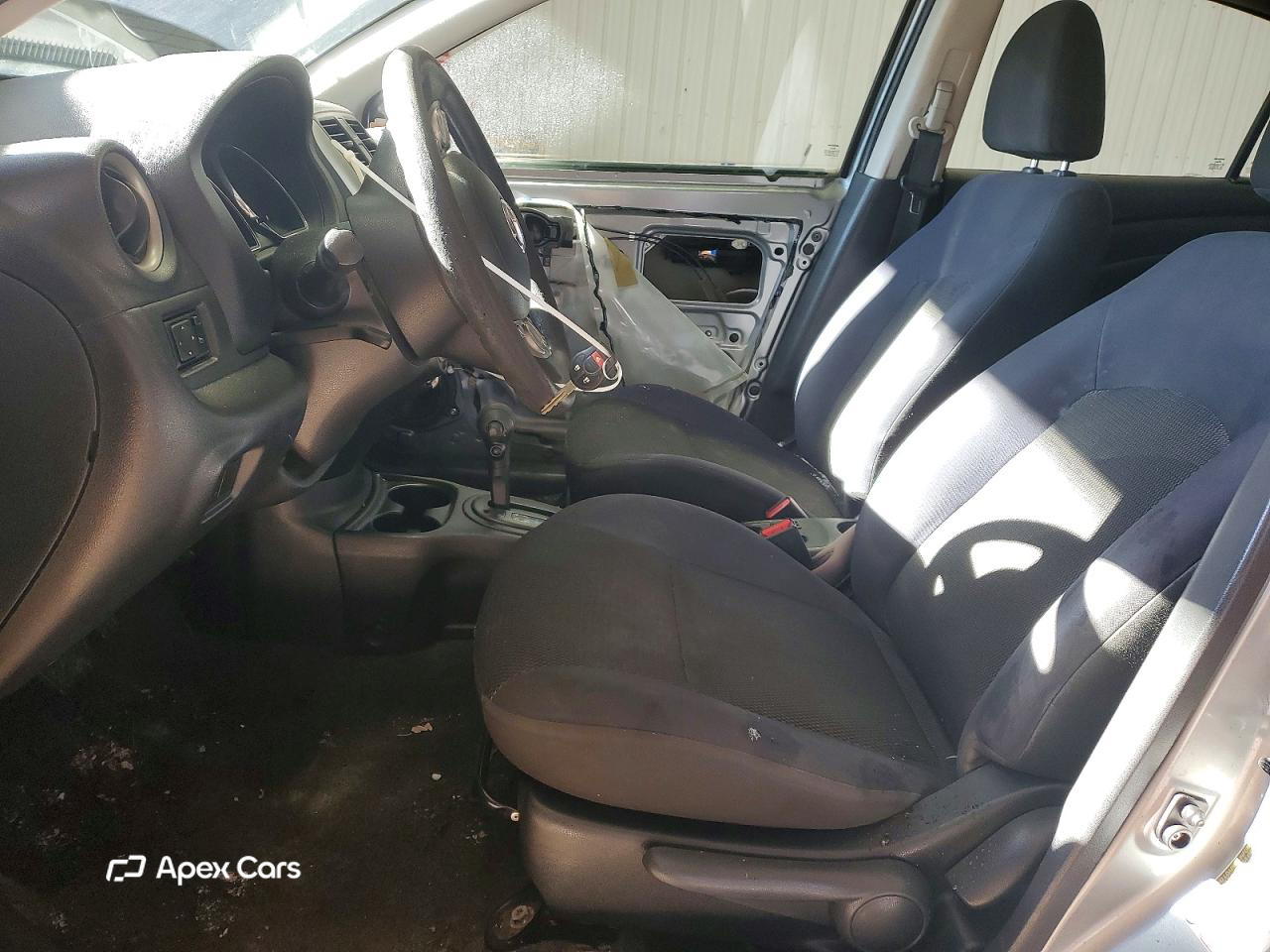 Nissan Versa 2012