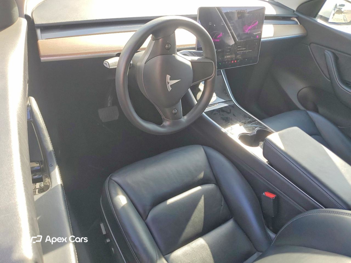 Tesla Model Y 2020