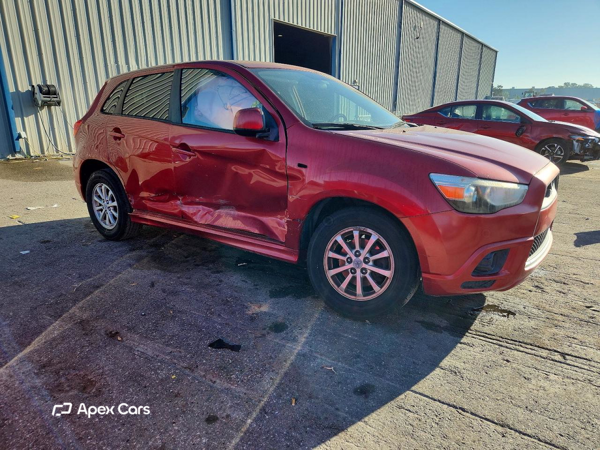Mitsubishi Outlander 2012