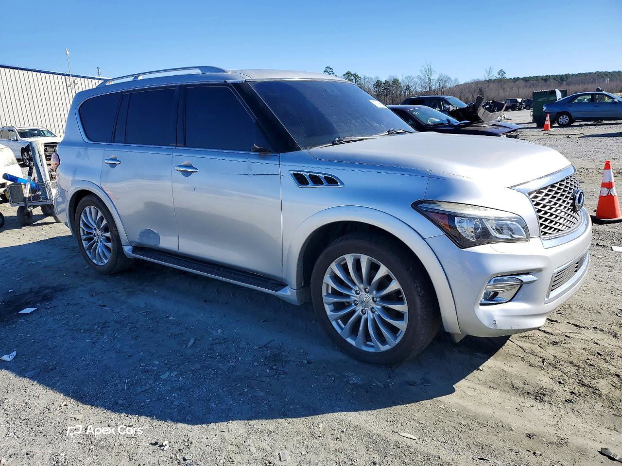 Infiniti QX80 2016