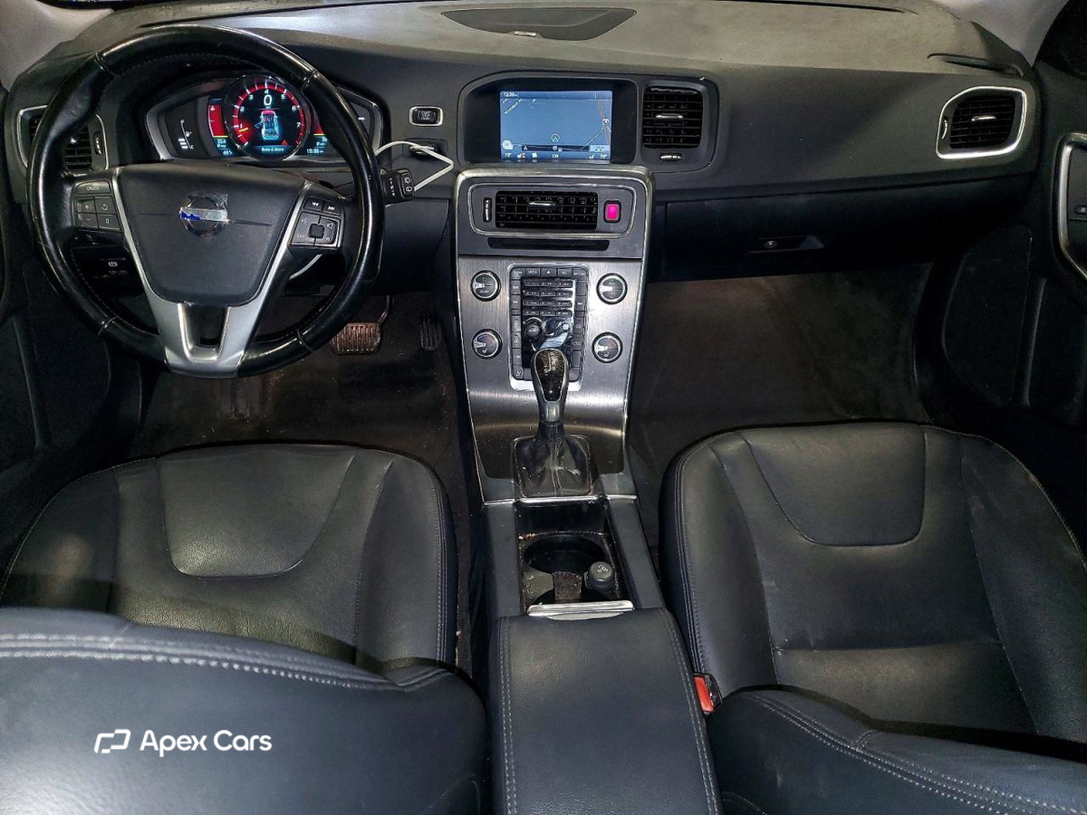 Volvo V60 2015