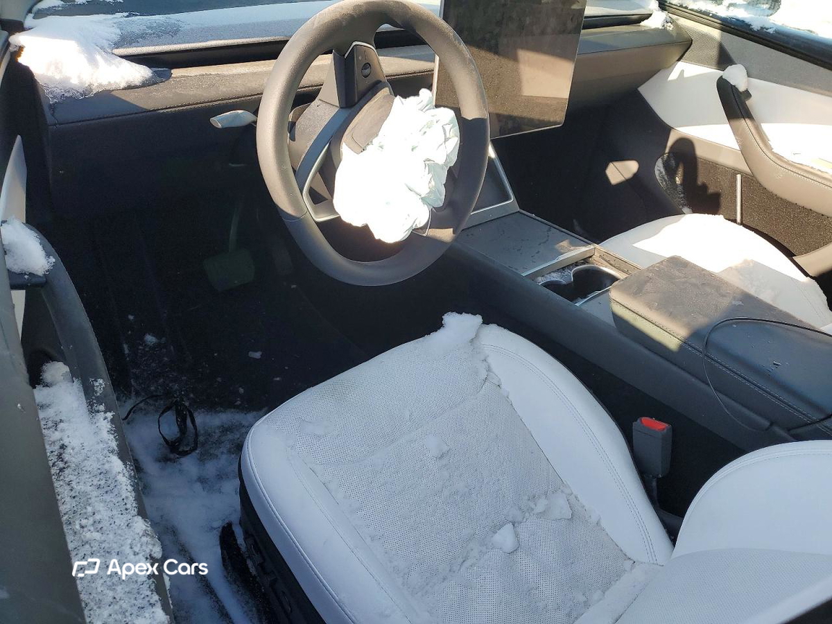 Tesla Model Y 2026