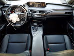Lexus UX 2022