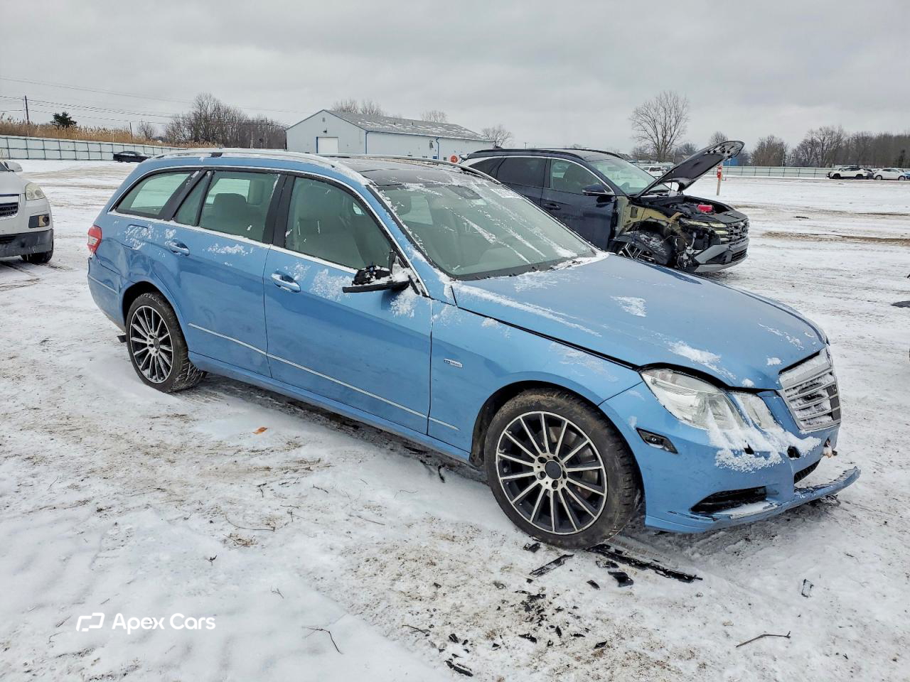Mercedes-Benz  2012