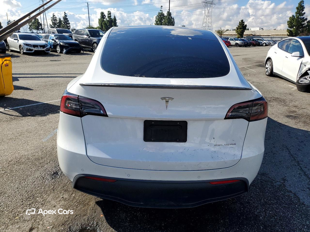 Tesla Model Y 2023