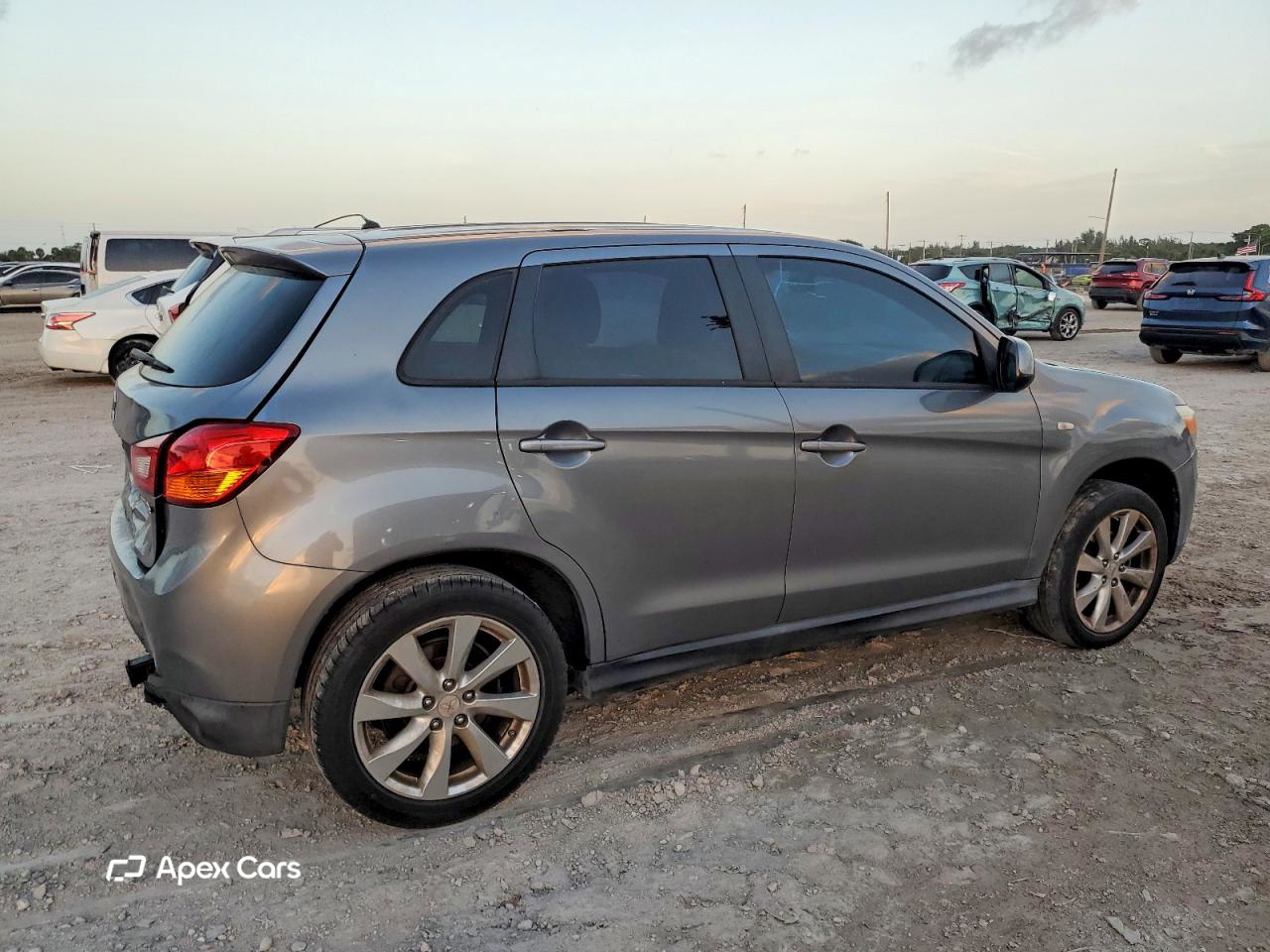 Mitsubishi Outlander 2015
