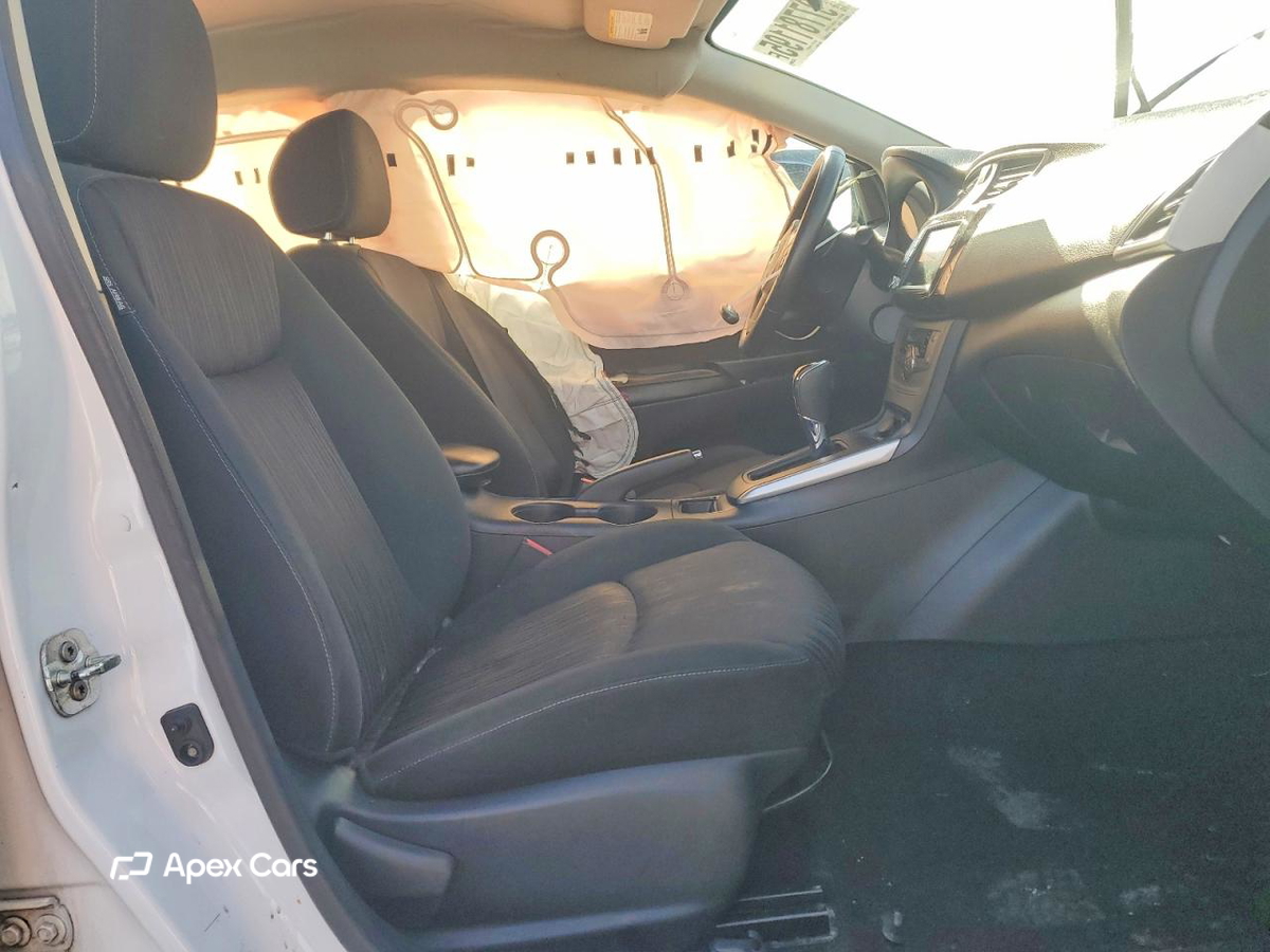 Nissan Sentra 2019