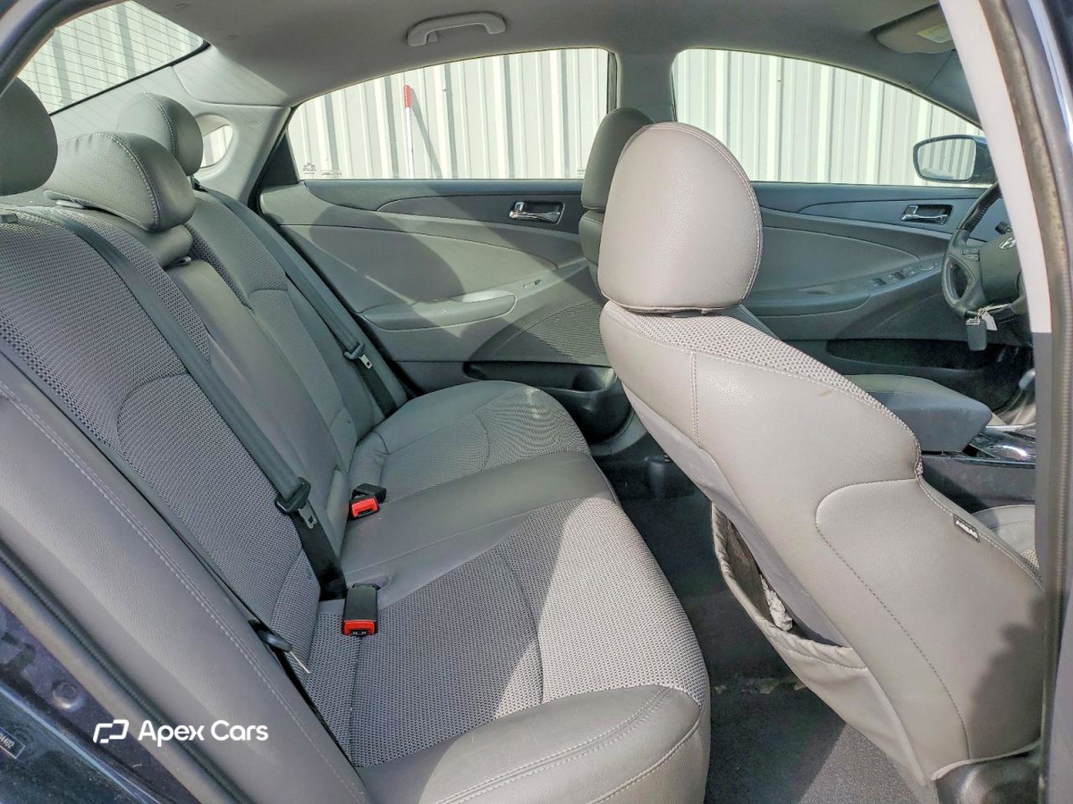 Hyundai Sonata 2013
