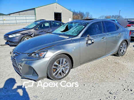 Lexus IS 2019 - Image 1 of 13