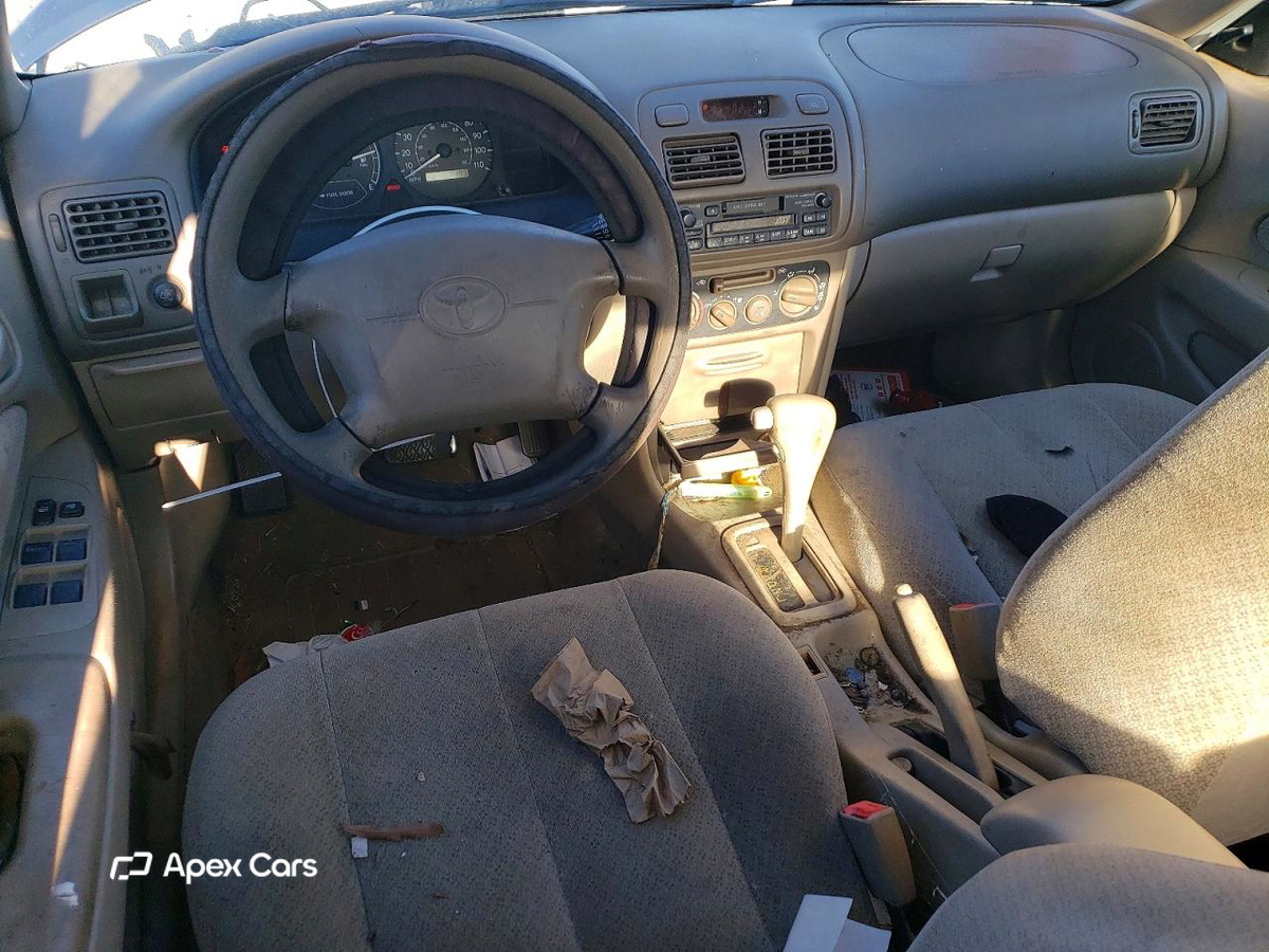 Toyota Corolla 2000