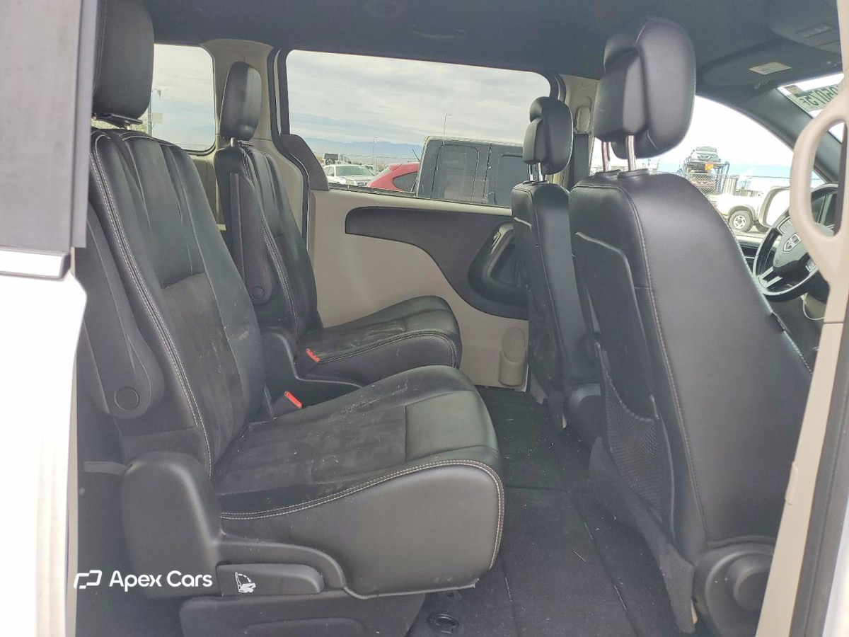 Dodge Caravan 2019