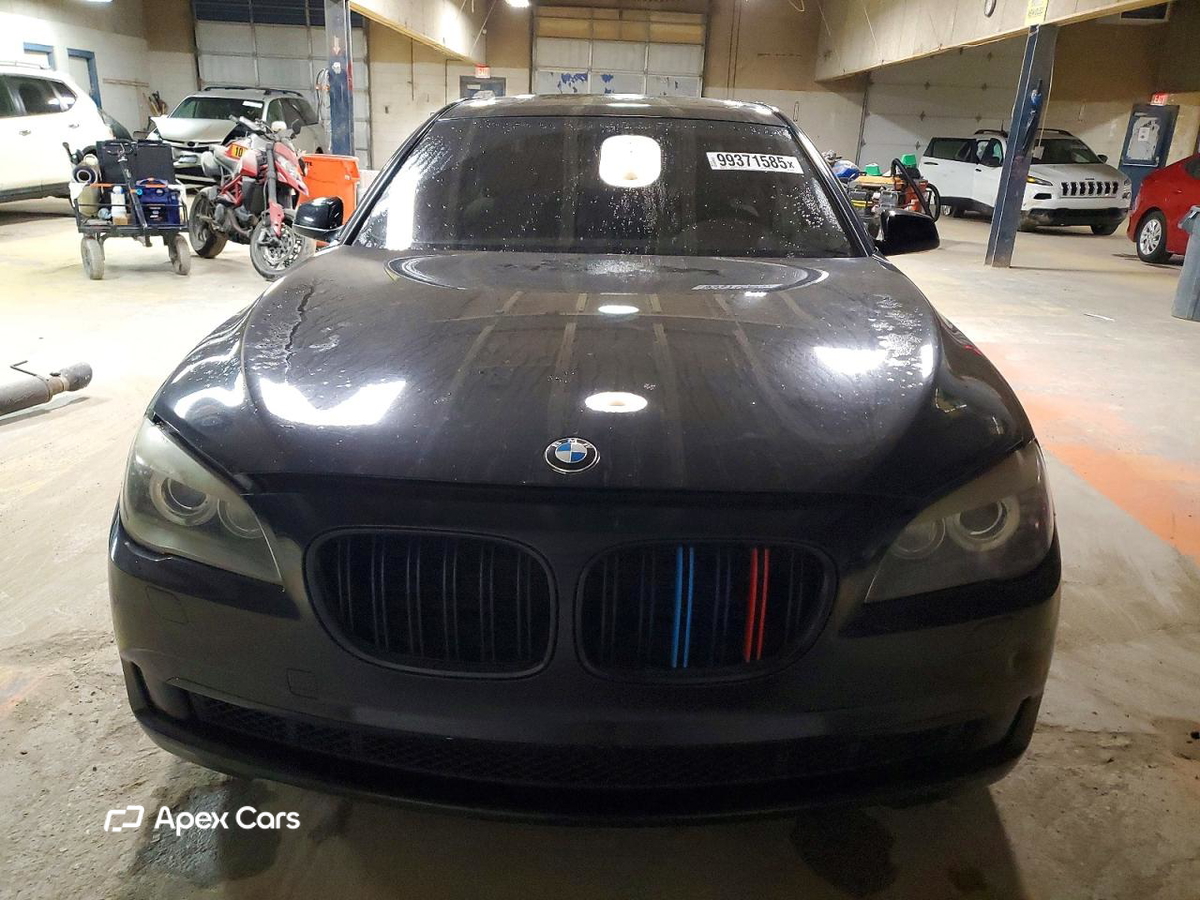 BMW Series 7 2011