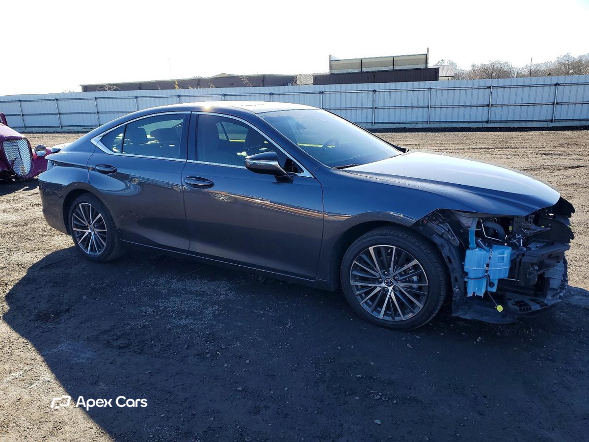 Lexus ES 2023