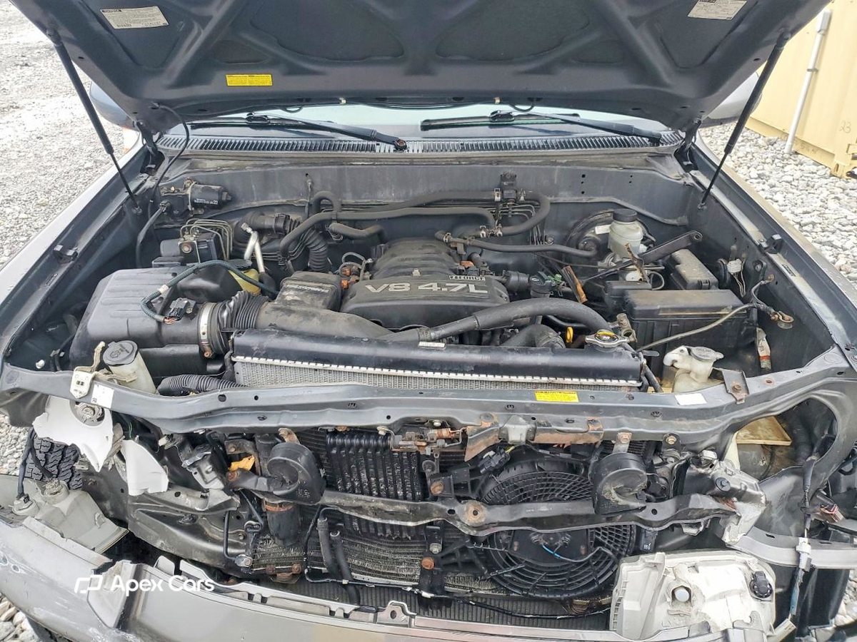 Toyota Sequoia 2005