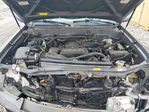 Toyota Sequoia 2005