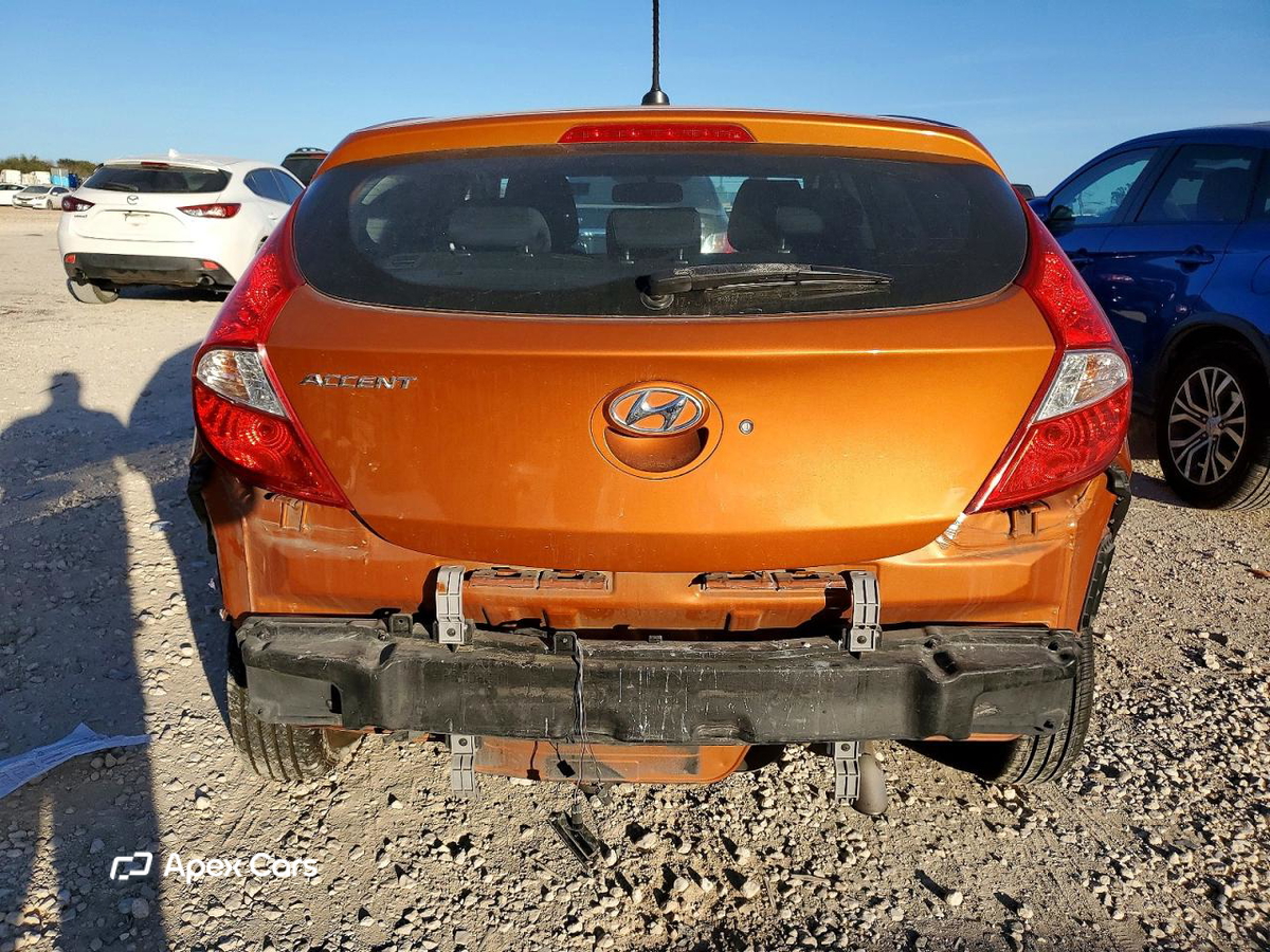 Hyundai Accent 2015