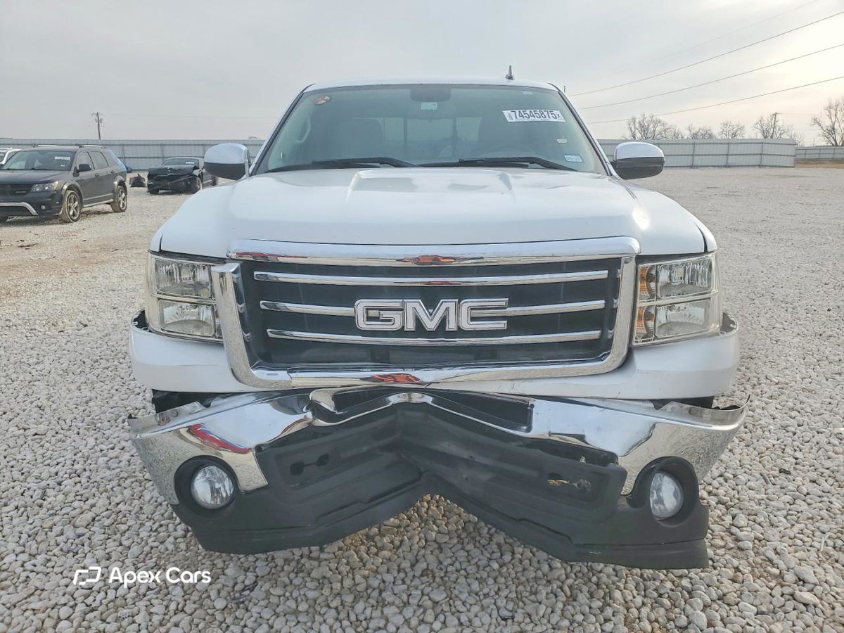 GMC Sierra 2013