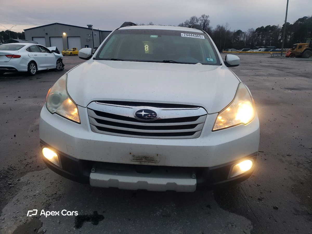 Subaru Outback 2010