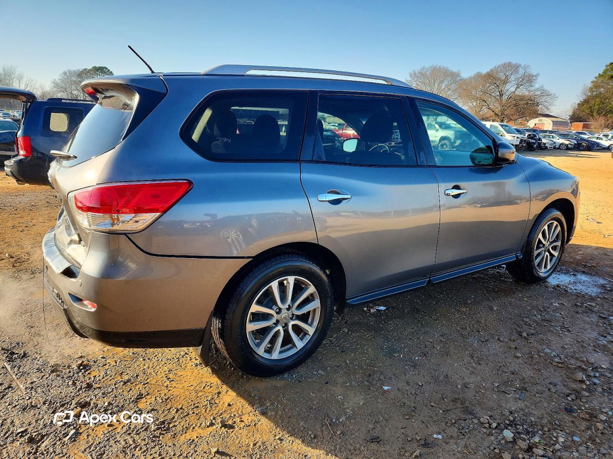 Nissan Pathfinder 2015