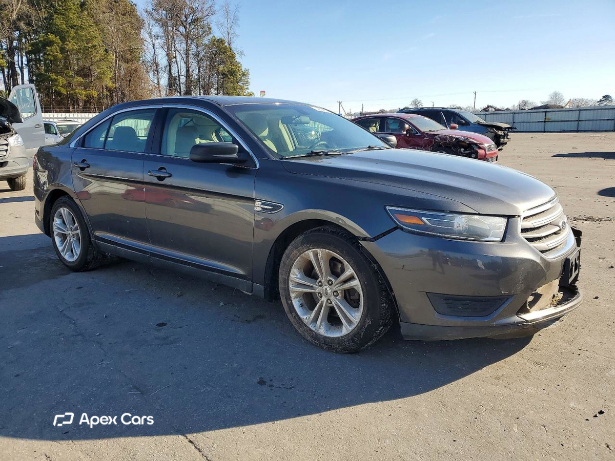 Ford Taurus 2016