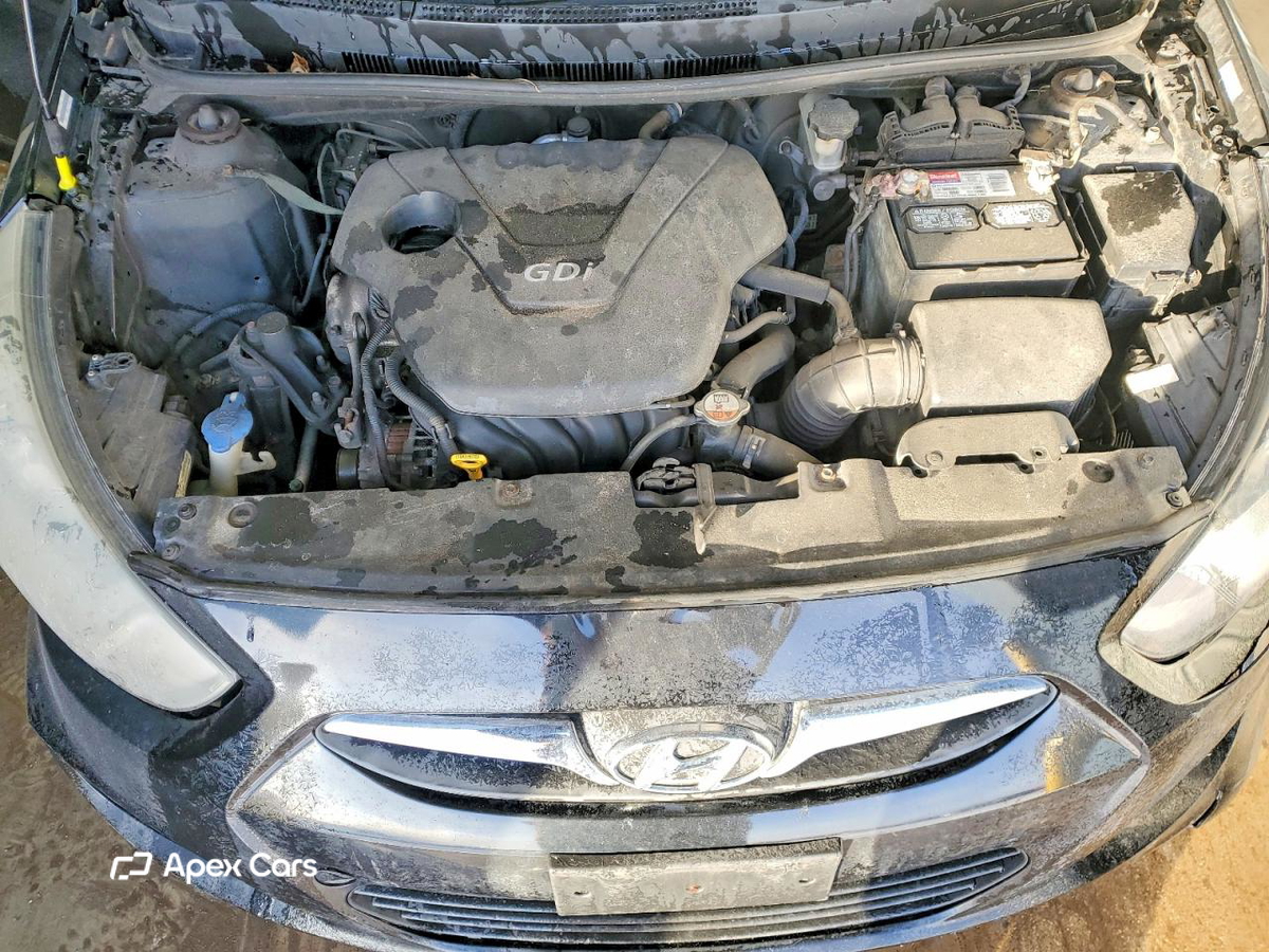 Hyundai Accent 2012