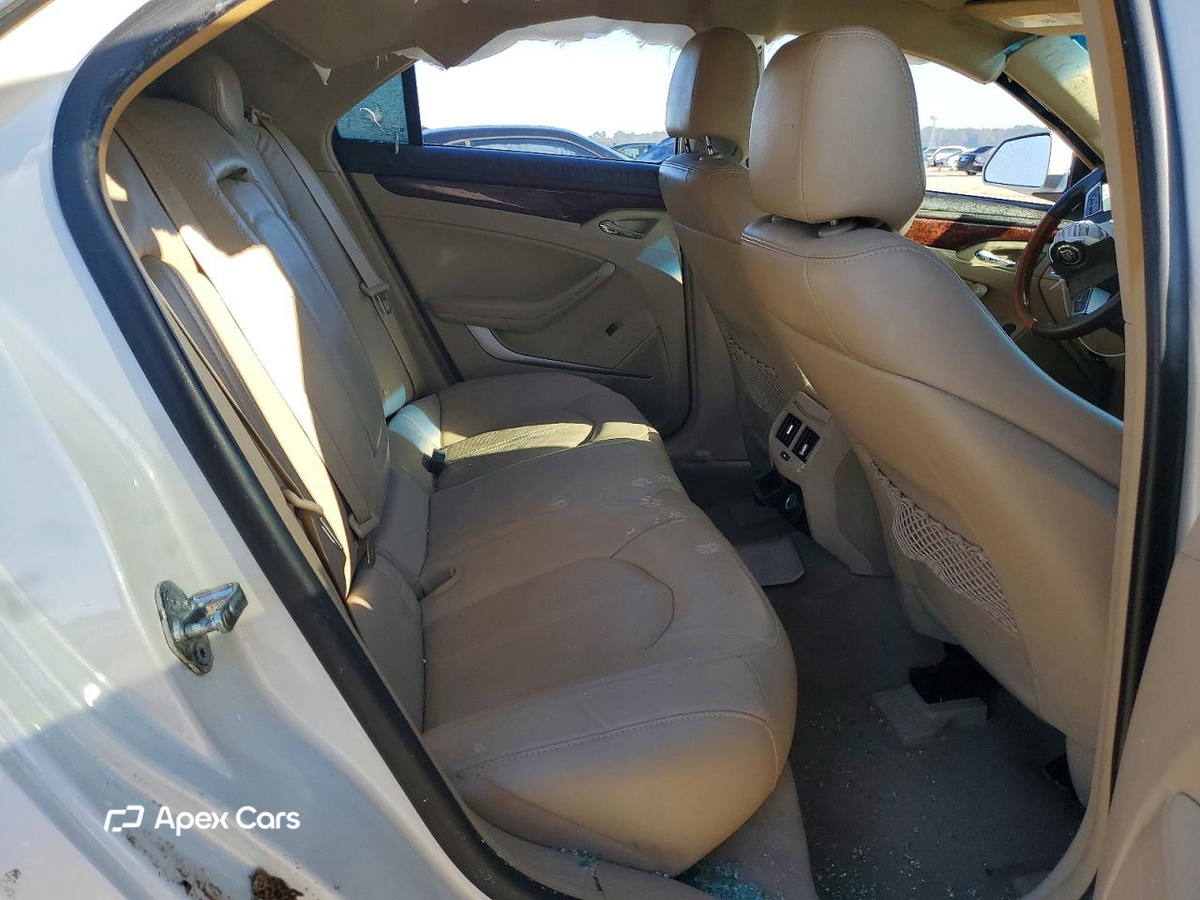 Cadillac CTS 2011