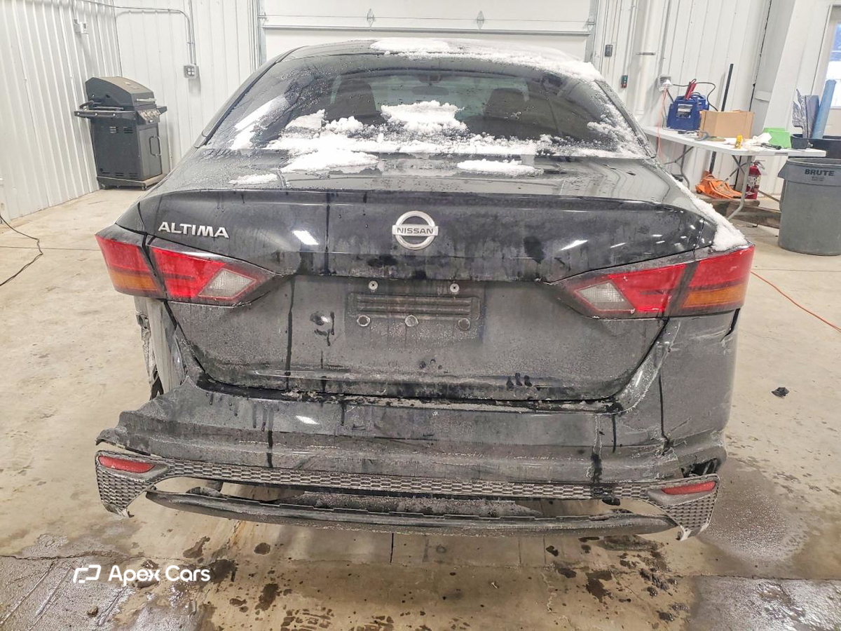 Altima 2021
