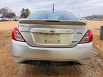 Nissan Versa 2015