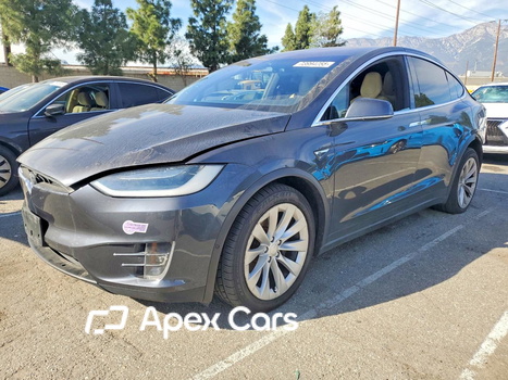 Tesla Model X 2016 - Zdjęcie 1 z 13