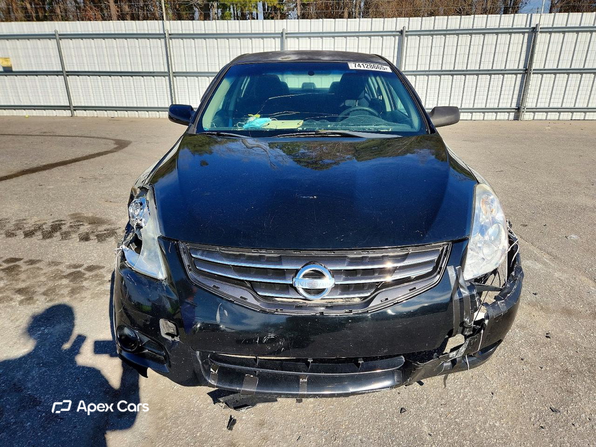 Nissan Altima 2012