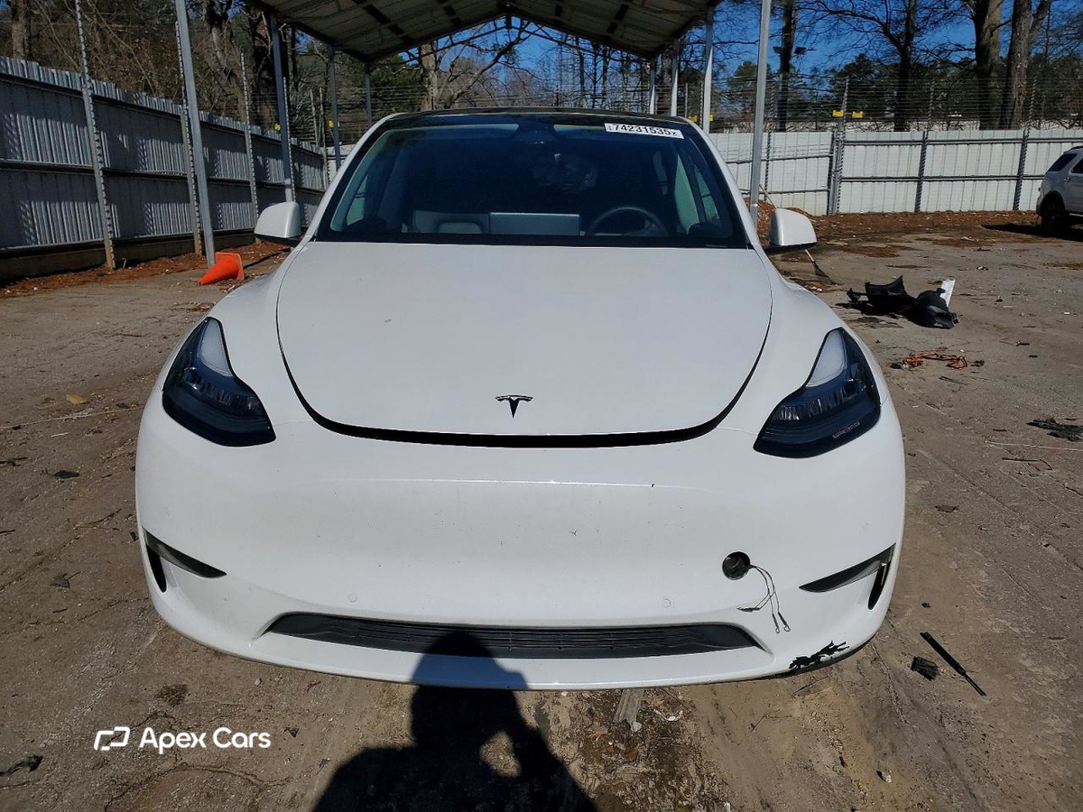 Tesla Model Y 2022