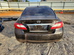 Infiniti M 2011