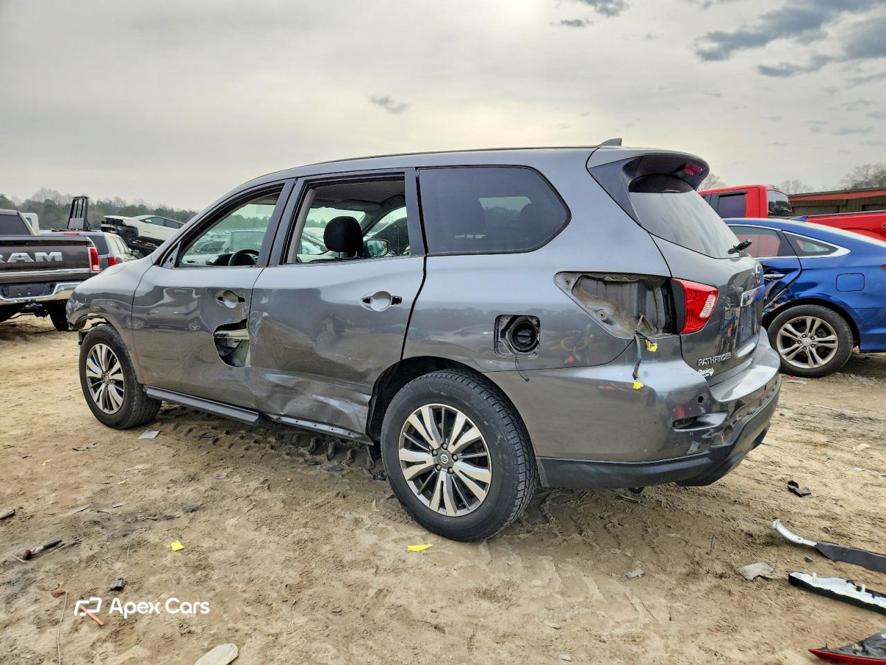 Nissan Pathfinder 2019